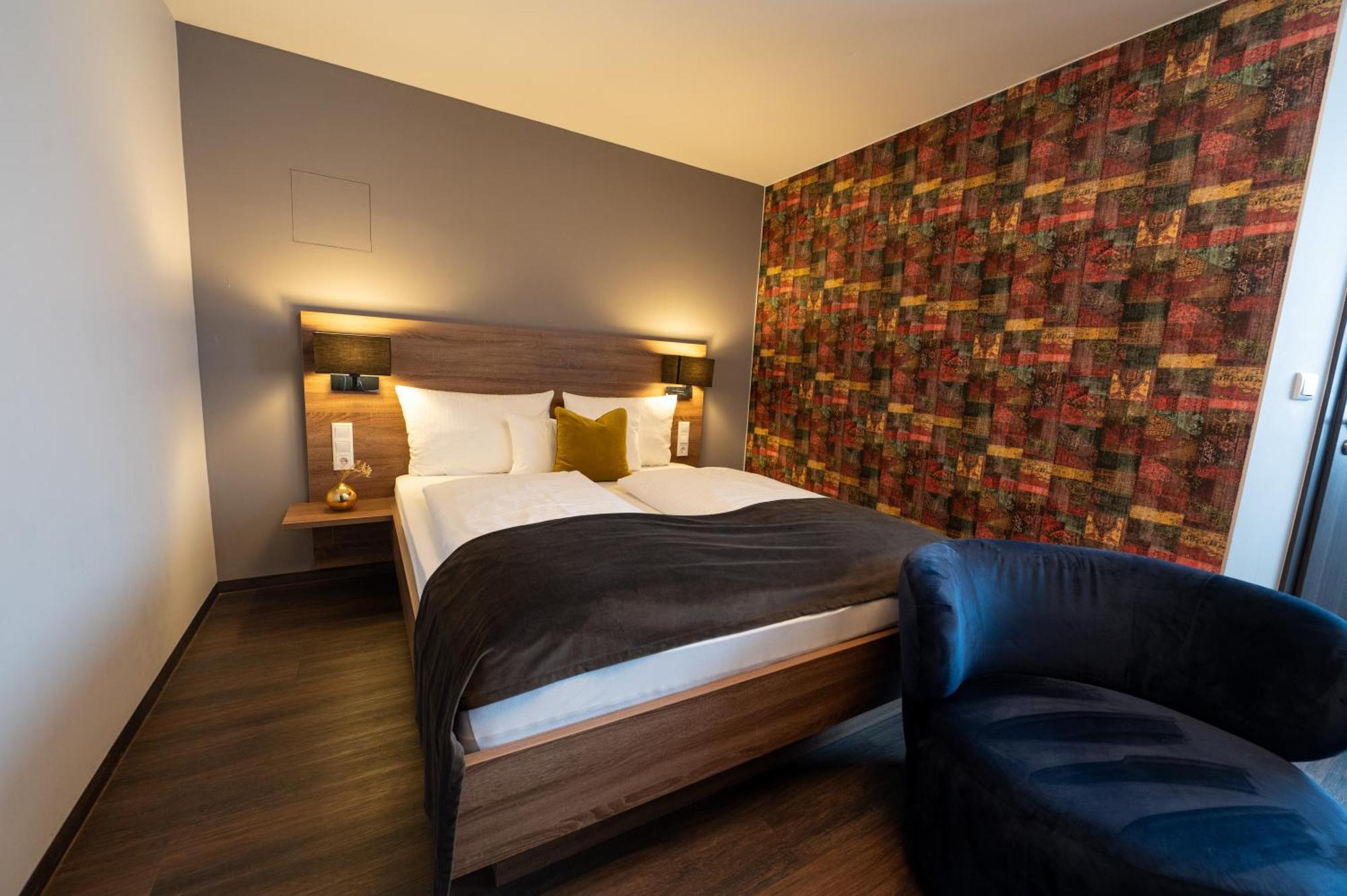 V Boutique Hotel Μπέμπλινγκεν Εξωτερικό φωτογραφία