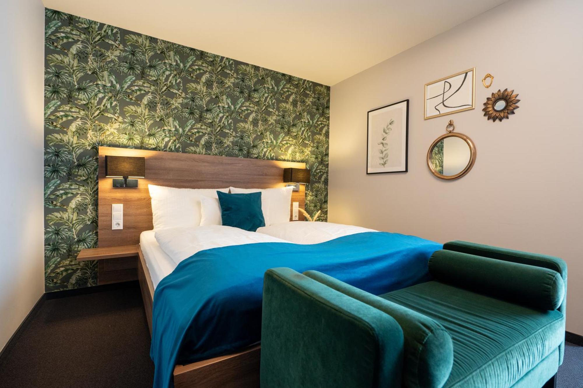 V Boutique Hotel Μπέμπλινγκεν Εξωτερικό φωτογραφία