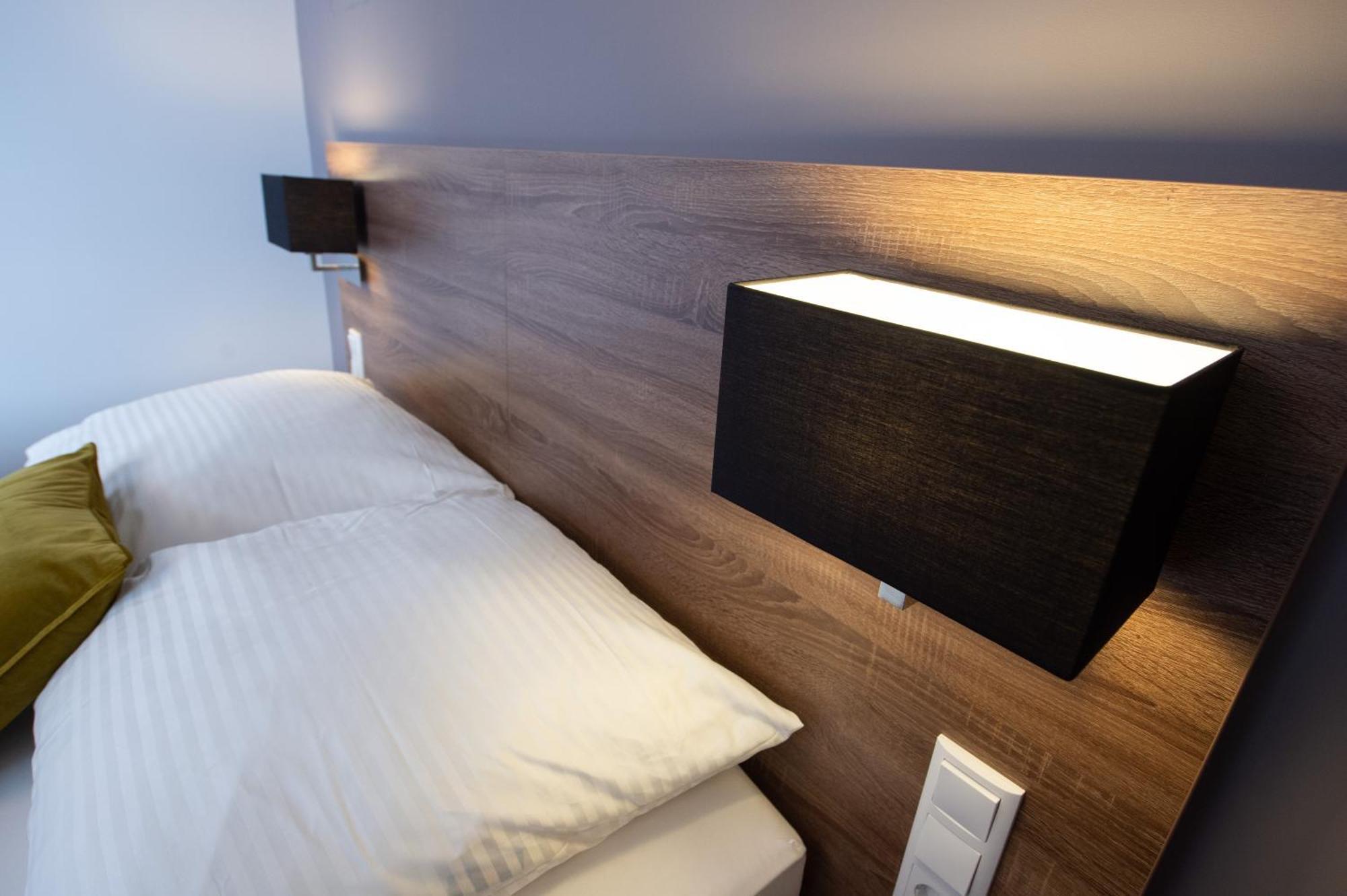 V Boutique Hotel Μπέμπλινγκεν Εξωτερικό φωτογραφία